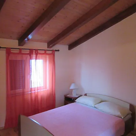 Leon Apartment Razanac