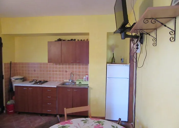 Leon Апартаменты