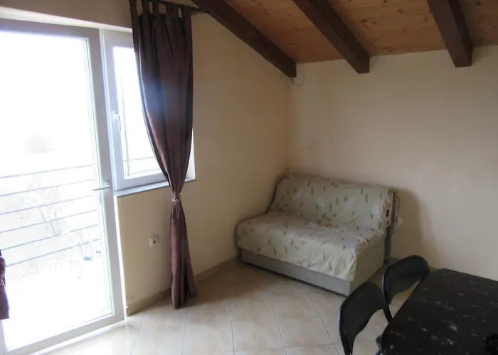 Leon * Ражанац