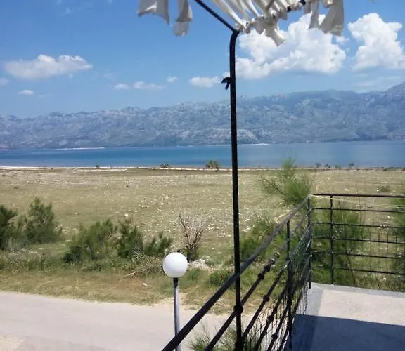 Leon Апартаменты *