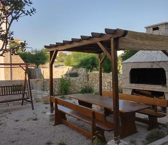 Leon Апартаменты *